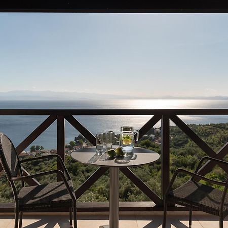 Karavia Lux Inn Афиссос Экстерьер фото