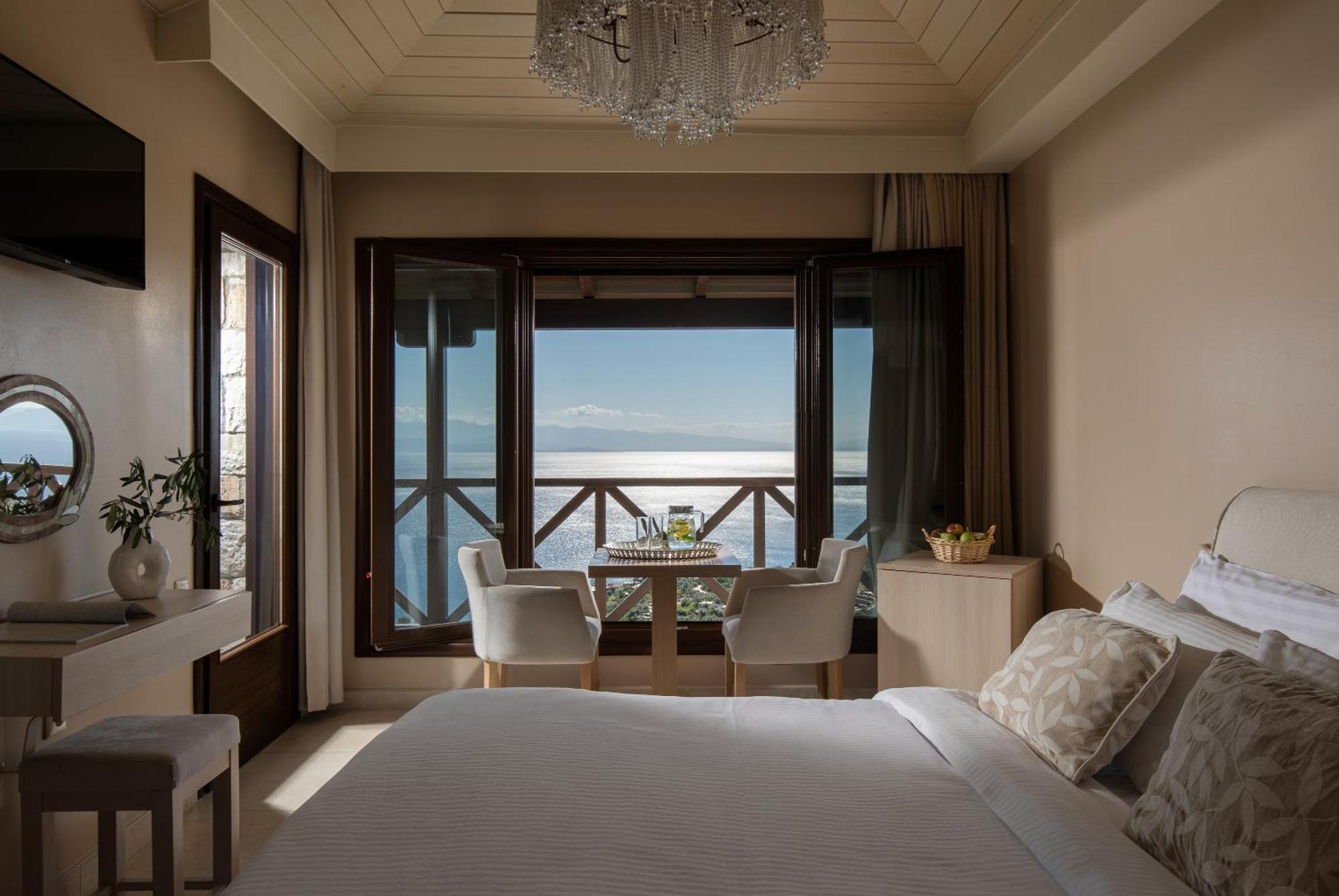 Karavia Lux Inn Афиссос Экстерьер фото