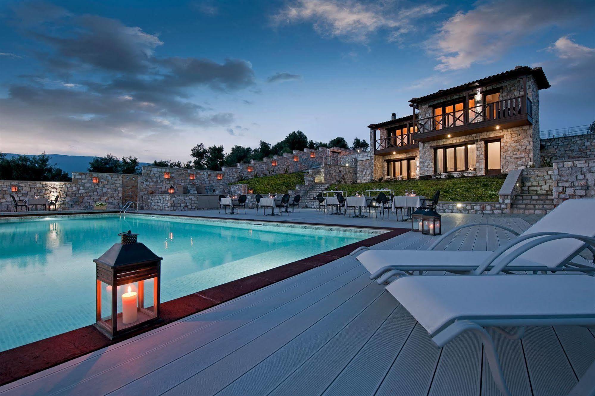Karavia Lux Inn Афиссос Экстерьер фото